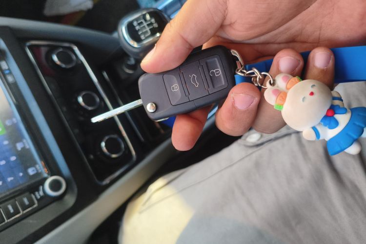 斯柯达 昊锐 2012款 1.8TSI 手动优雅版中控内饰7001