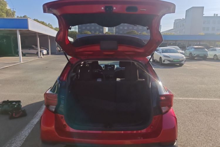 丰田 YARiS L 致炫 2022款 致炫X 1.5L CVT领先PLUS版机舱底盘23