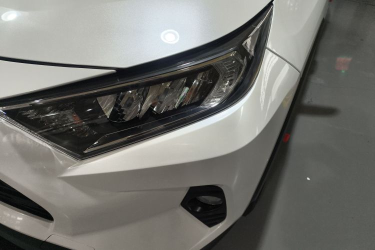 丰田 RAV4荣放 2020款 2.0L CVT两驱风尚版局部细节36