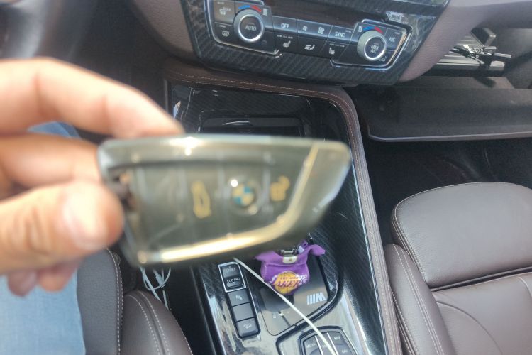 宝马X1 2018款 xDrive20Li 尊享型中控内饰11