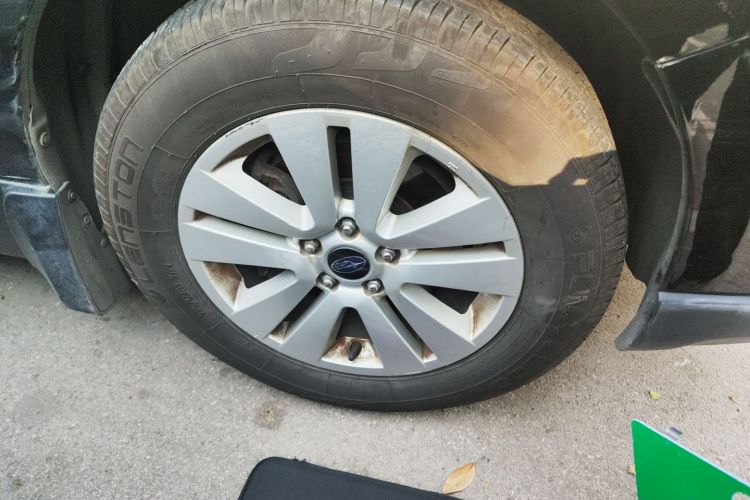 斯巴鲁 傲虎 2015款 2.5i 豪华导航版车身外观6007