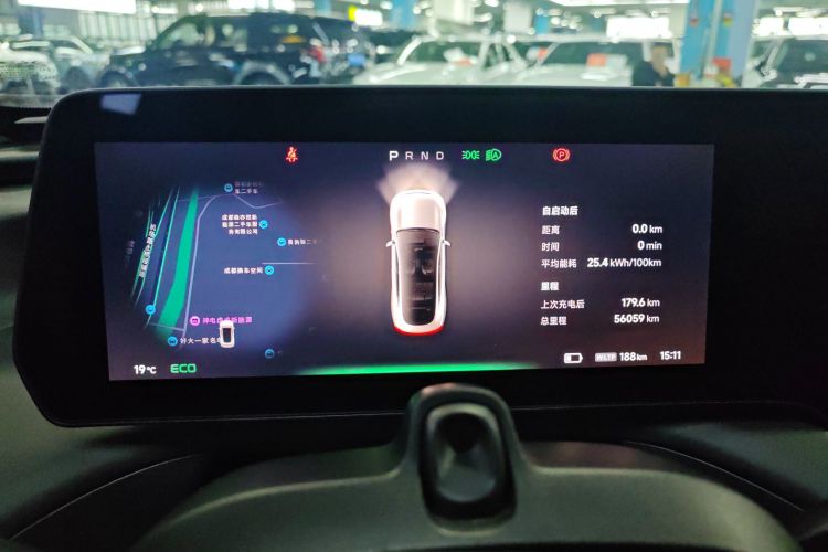 小鹏P7 2022款 670N+中控内饰14