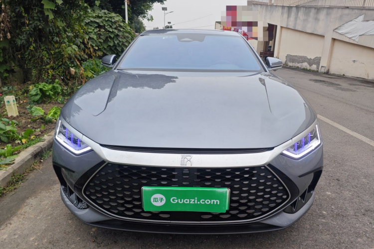 比亚迪 汉 2022款 DM-i 121KM 尊享型车身外观2