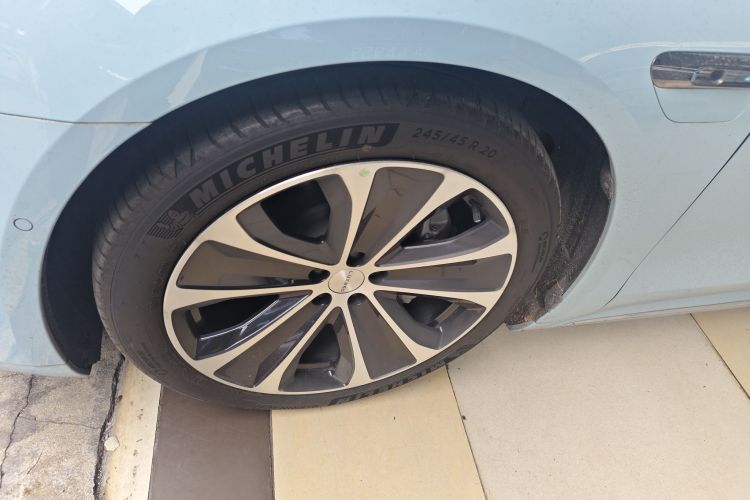 鸿蒙智行 智界S7 2025款 855km Max车身外观6007