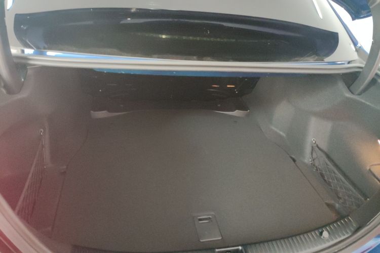 奔驰C级 2021款 C 260 星耀臻藏版机舱底盘23