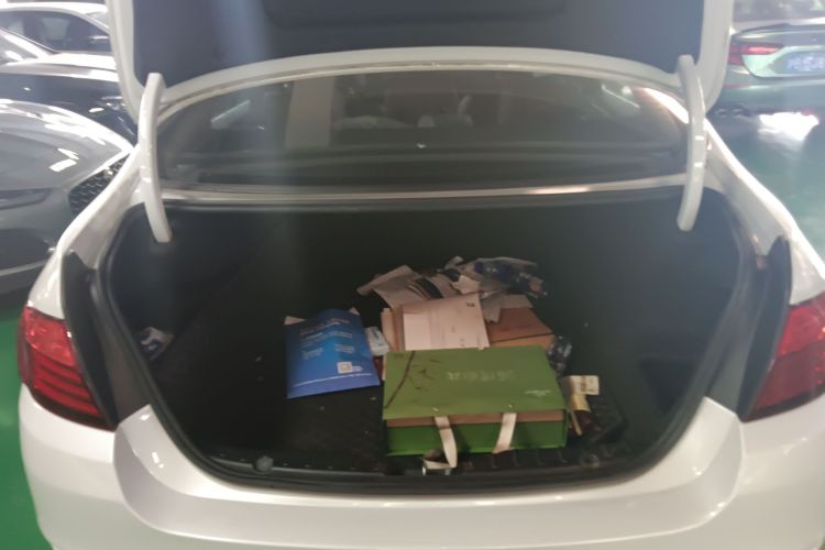 宝马5系 2014款 520Li 典雅型局部细节23