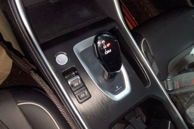 哈弗H6 2023款 国潮版 1.5T 自动都市版中控内饰18