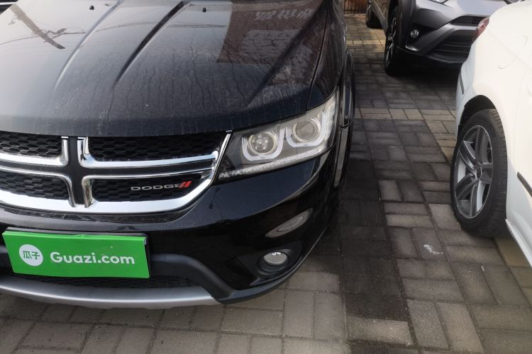 道奇 酷威 2015款 2.0TD 四驱尊尚版局部细节36