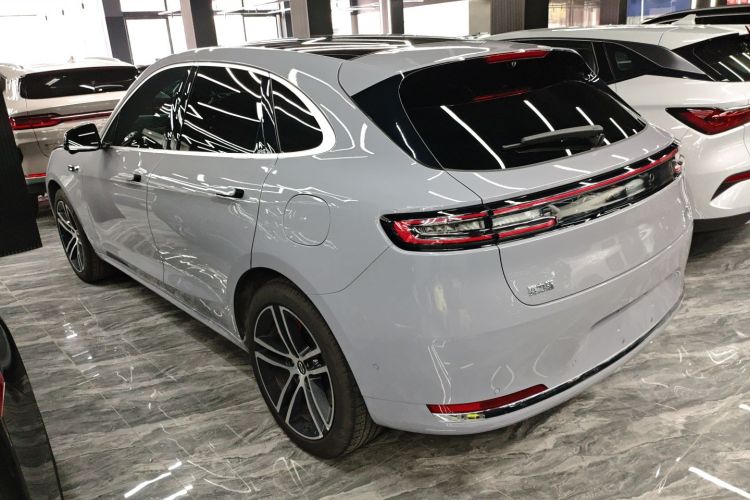 鸿蒙智行 问界M5 2025款 纯电  Ultra 后驱版车身外观4