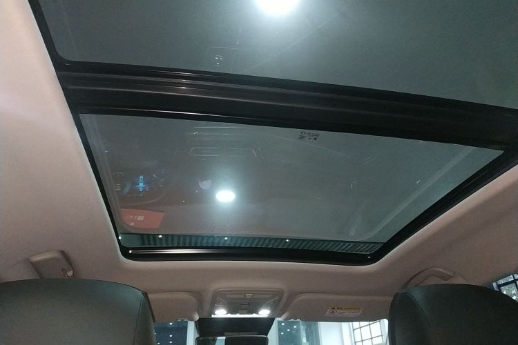 红旗HS5 2023款 2.0T 旗享Pro版中控内饰22