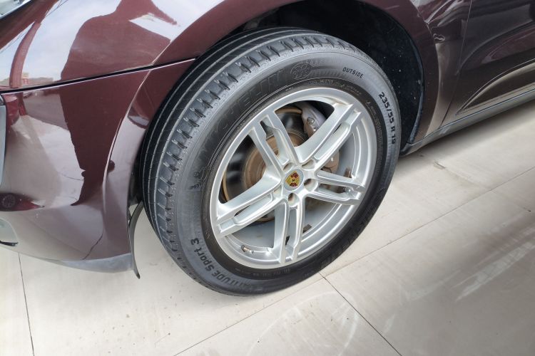 保时捷 2014款 Macan 2.0T车身外观35