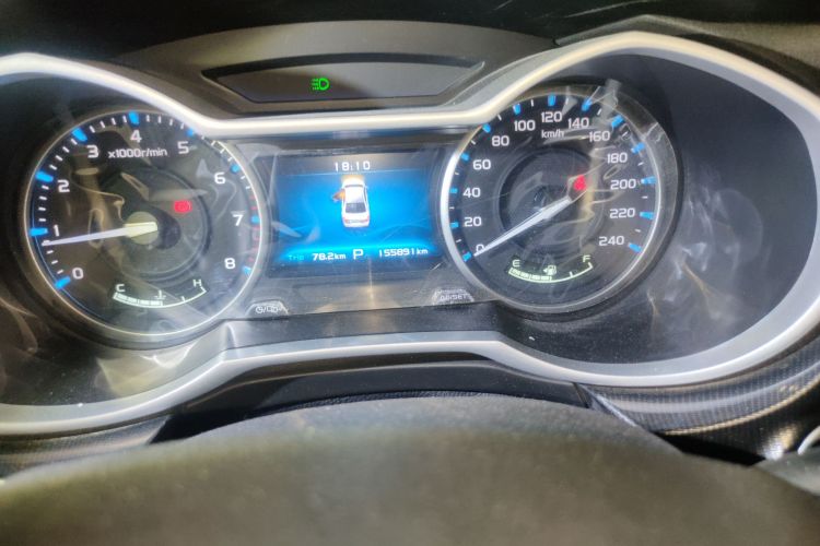 吉利汽车 帝豪 2017款 三厢百万款 1.5L CVT向上版中控内饰15