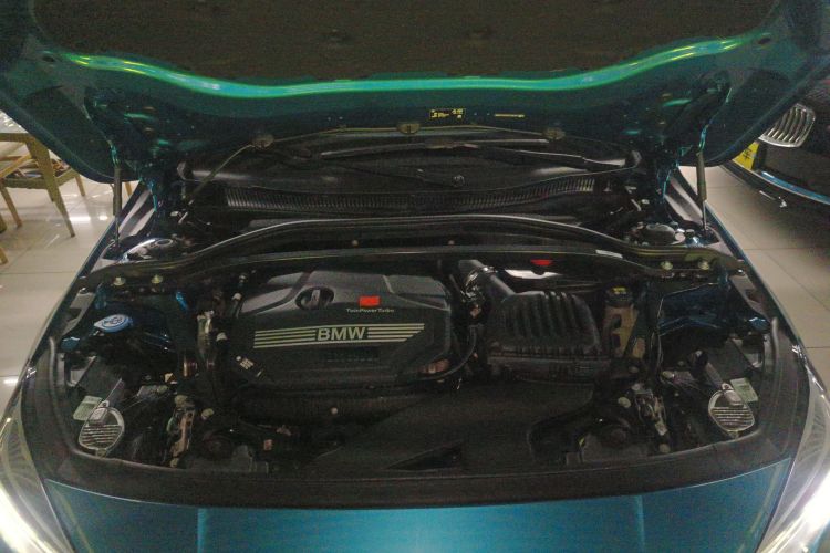 宝马2系(进口) 2021款 225i 四门轿跑车 M运动曜夜套装局部细节24