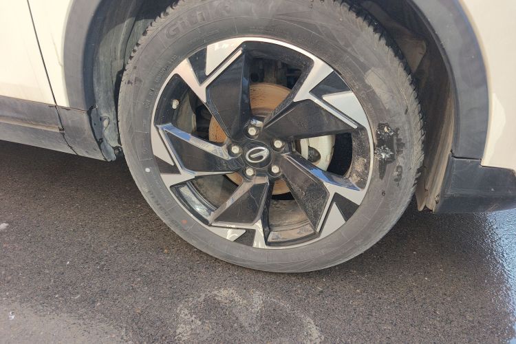 广汽传祺 传祺GS3 2021款 POWER 270T 自动劲享版车身外观10