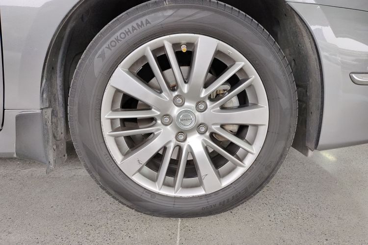 日产 天籁 2011款 公爵 2.5L XV尊雅版车身外观6007