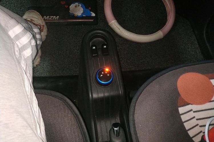 五菱汽车 宏光MINIEV 2020款 自在款 磷酸铁锂局部细节18