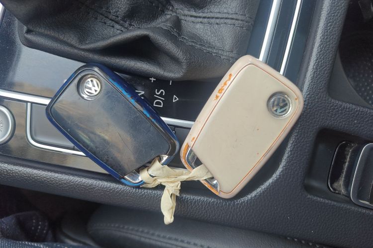 大众 迈腾 2019款 330TSI DSG 豪华型 国V中控内饰11