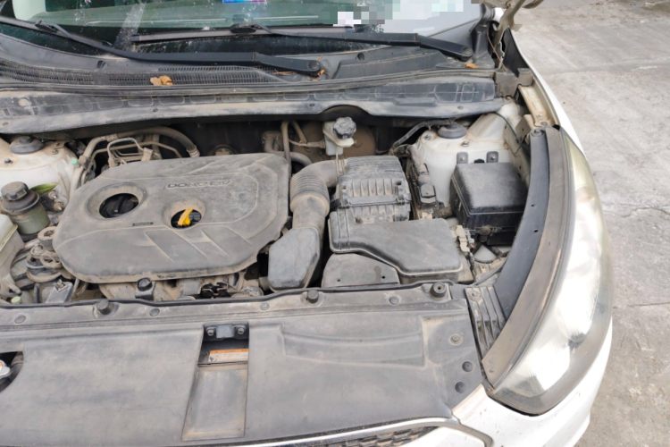 北京现代ix35 2012款 2.0L 自动两驱精英版GLS局部细节9007