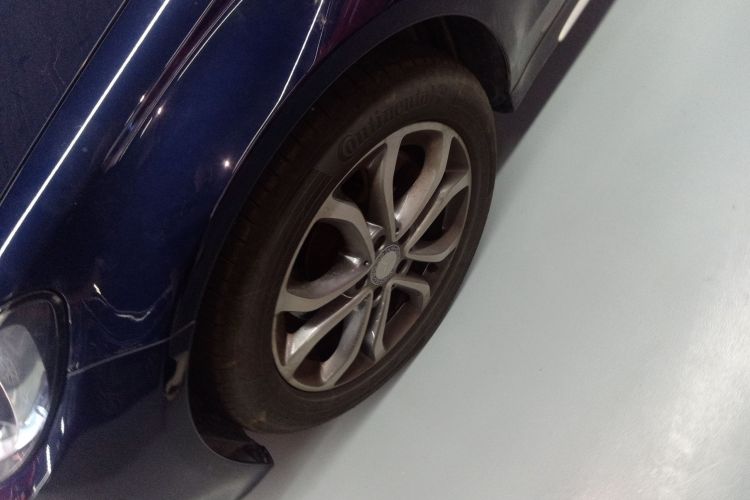 奔驰C级 2017款 C 180 L 运动版车身外观6007