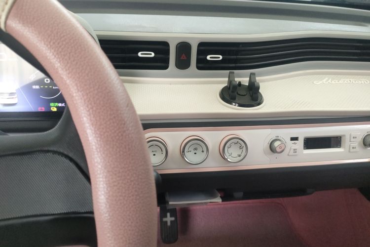 五菱汽车 宏光MINIEV 2022款 马卡龙臻享款 三元锂中控内饰16