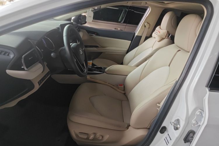 丰田 凯美瑞 2021款 双擎 2.5HGVP 领先版中控内饰19