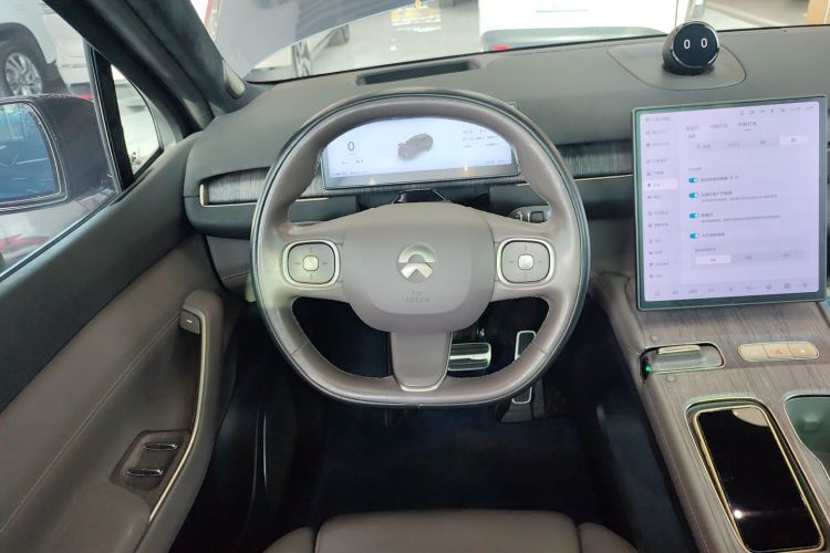 蔚来ES7 2022款 100kWh 首发版中控内饰13