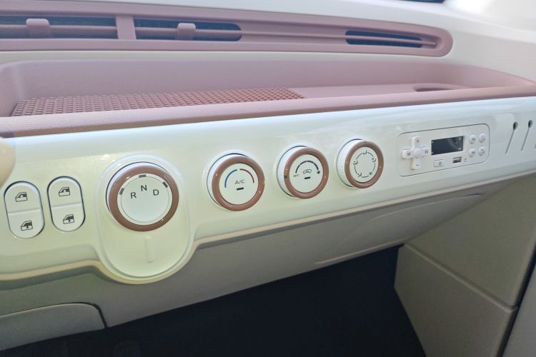 奔腾小马 2026款 222km 萌趣马 Plus局部细节16