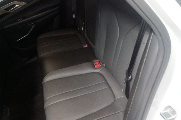 小鹏P5 2021款 460E+中控内饰7004