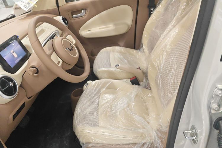 五菱汽车 宏光MINIEV 2025款 四门版 进阶款中控内饰19