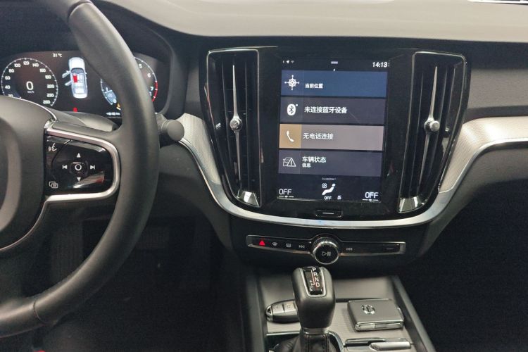 沃尔沃S60 2020款 T4 智远豪华版中控内饰16