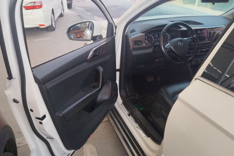 大众 途岳 2019款 280TSI 两驱豪华版 国VI中控内饰20