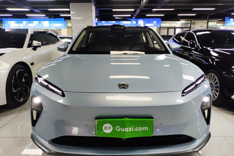 蔚来ET5 2022款 75kWh车身外观2