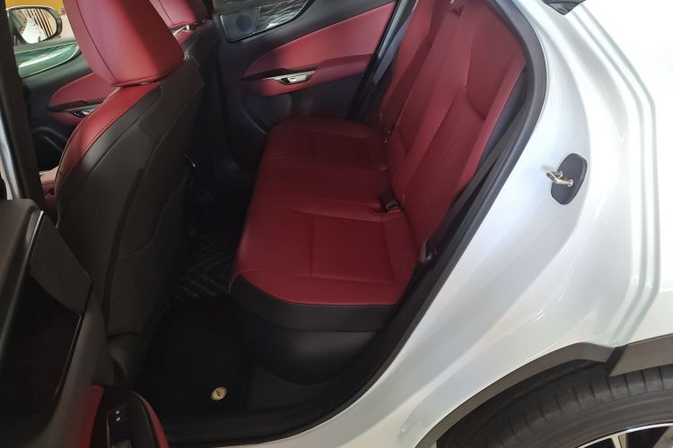 雷克萨斯NX 2025款 350h JOY中控内饰21