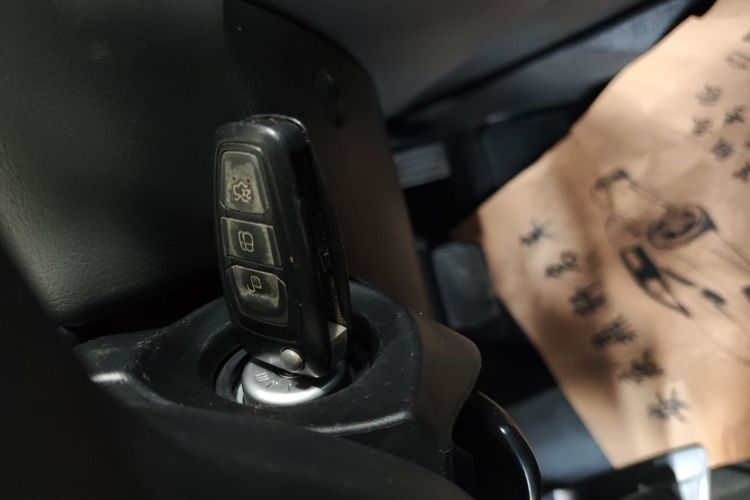 福特 福克斯 2017款 两厢 1.6L 自动舒适型智行版中控内饰11