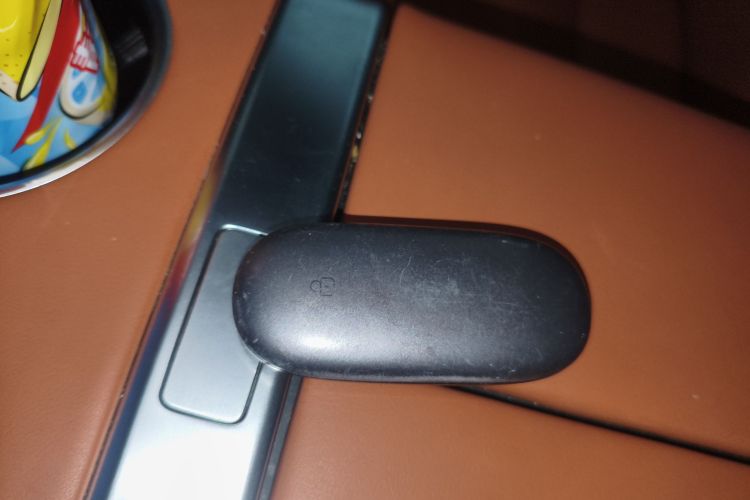 理想汽车 理想L8 2023款 Pro中控内饰7001