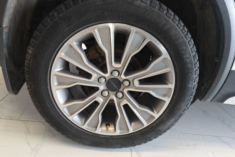 领克01 2018款 2.0T 两驱型+版车身外观6008