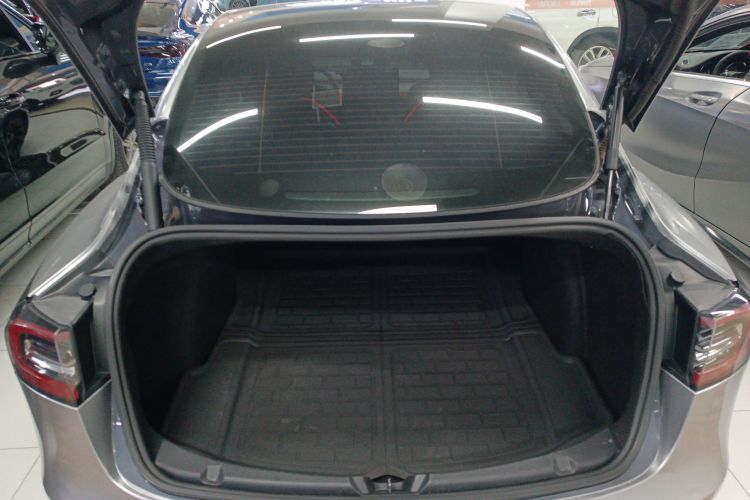 特斯拉 Model 3 2021款 标准续航后驱升级版机舱底盘23