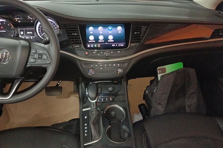 别克 威朗 2020款 20T CVT领先型中控内饰16