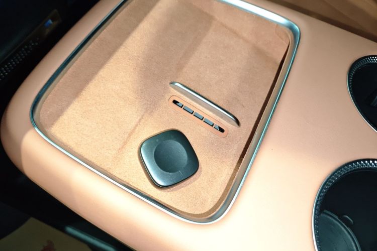 长安启源E07 2025款 纯电 四驱 90kWh Max智驾版中控内饰7001