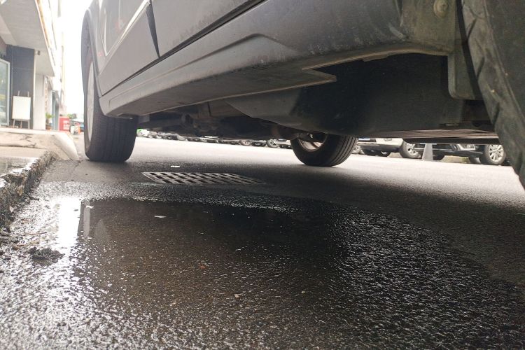 哈弗H6 2021款 运动版 1.5T 手动精英智联型 U型格栅局部细节9002