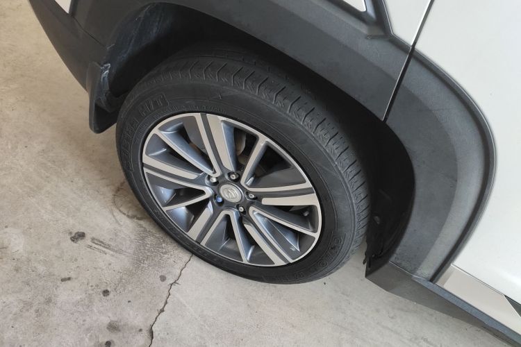 长安CS35PLUS 2019款 1.6L 手动畅联版车身外观6008