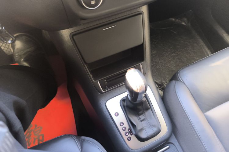 大众 途观 2015款 1.8TSI 自动两驱舒适版中控内饰18