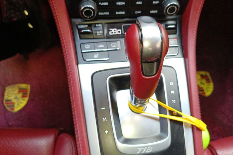 保时捷718 2016款 Cayman 2.0T中控内饰18