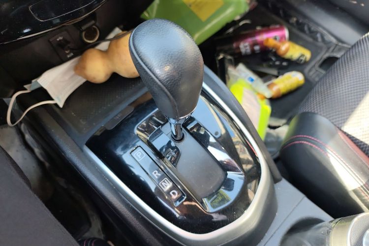 日产 逍客 2017款 2.0L CVT智享版 国V中控内饰18