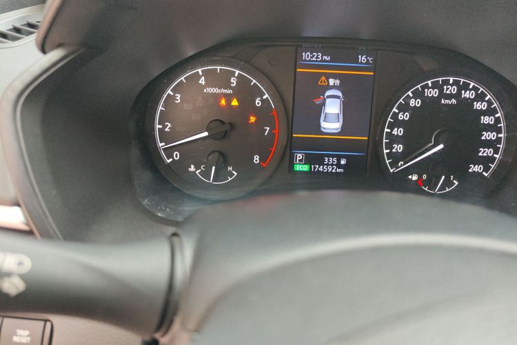 日产 天籁 2019款 2.0L XL 舒适版中控内饰15