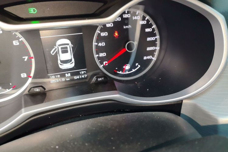 吉利汽车 博越 2018款 2.0L 手动两驱智雅型中控内饰15