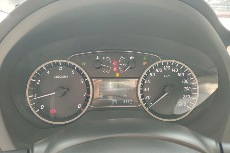 日产 轩逸 2019款 1.6XV CVT智联尊享版 国VI局部细节14