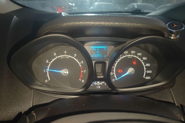 福特 翼搏 2013款 1.5L 自动风尚型中控内饰14