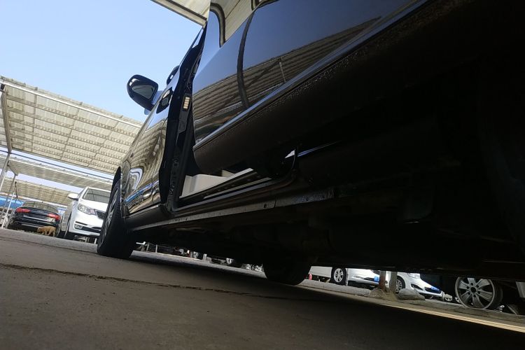 奔驰 威霆 2021款 2.0T 商务版 7座局部细节9002