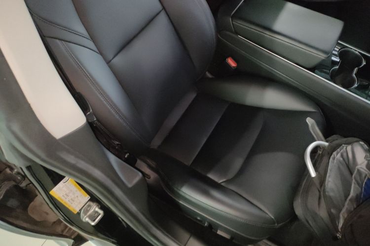 特斯拉 Model 3 2020款 标准续航后驱升级版局部细节41